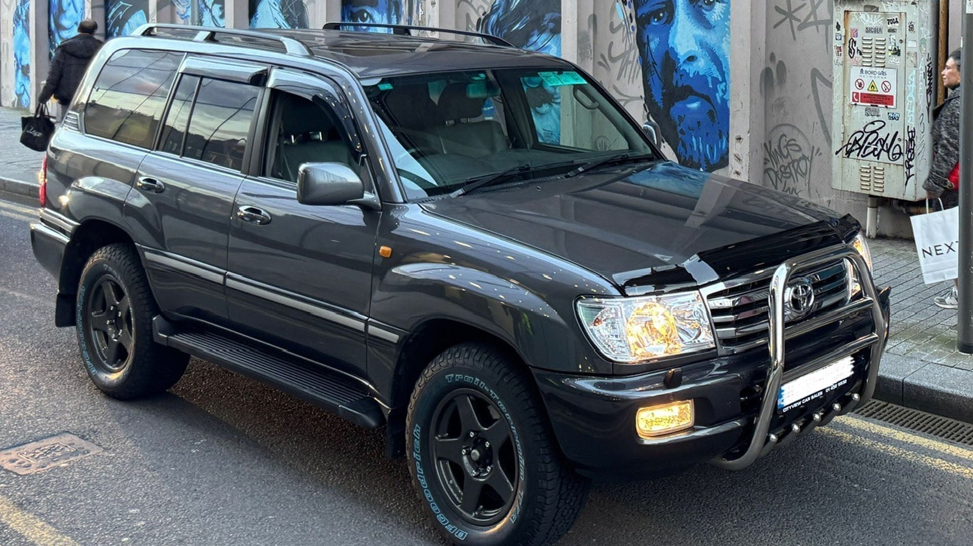 BRADLEY V 18" Wheels - 18x8.5J+50 / Gunmetallic