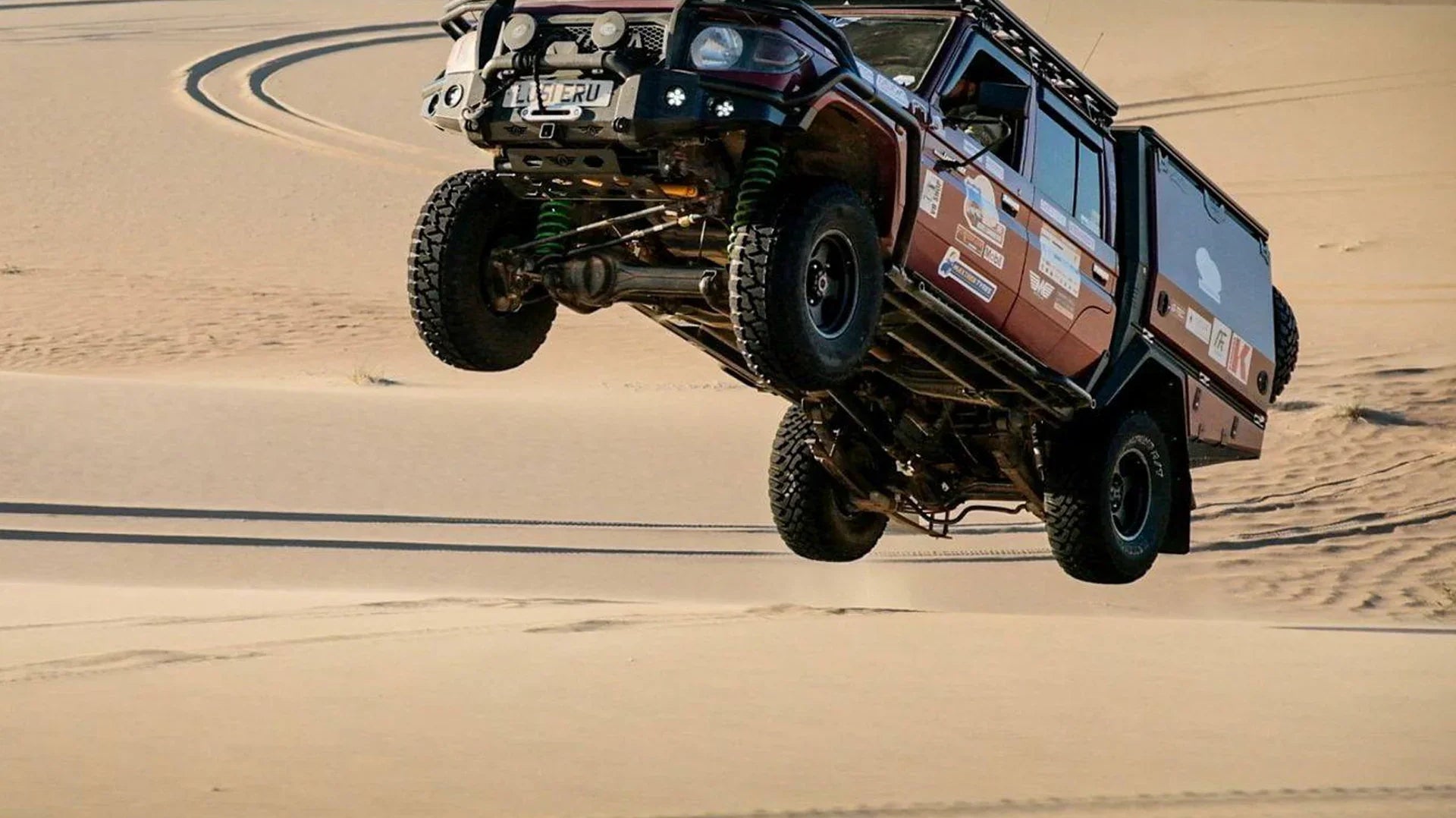 TOYOTA LAND CRUISER 79 (1984+)