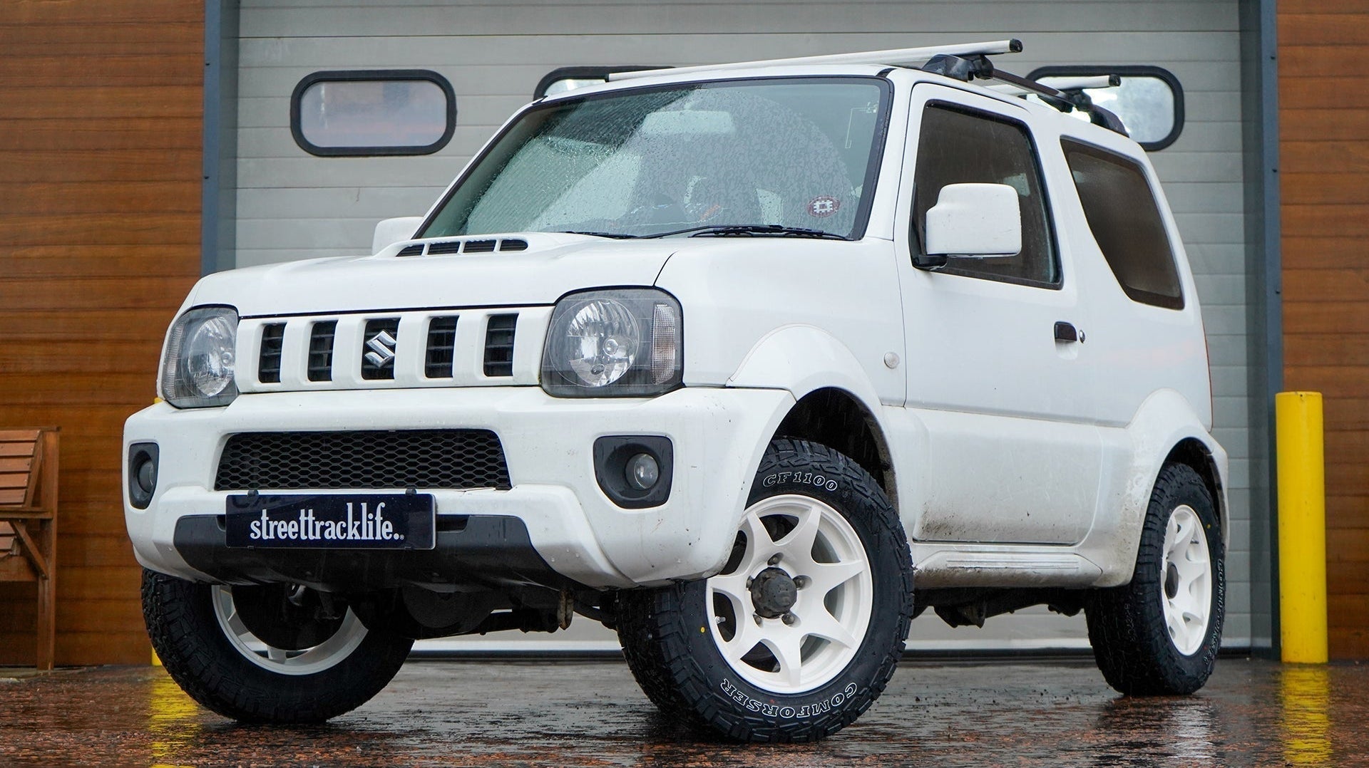 A customer's trusty JB43 Suzuki Jimny popped into the workshop for a wheel and tyre package transformation!
