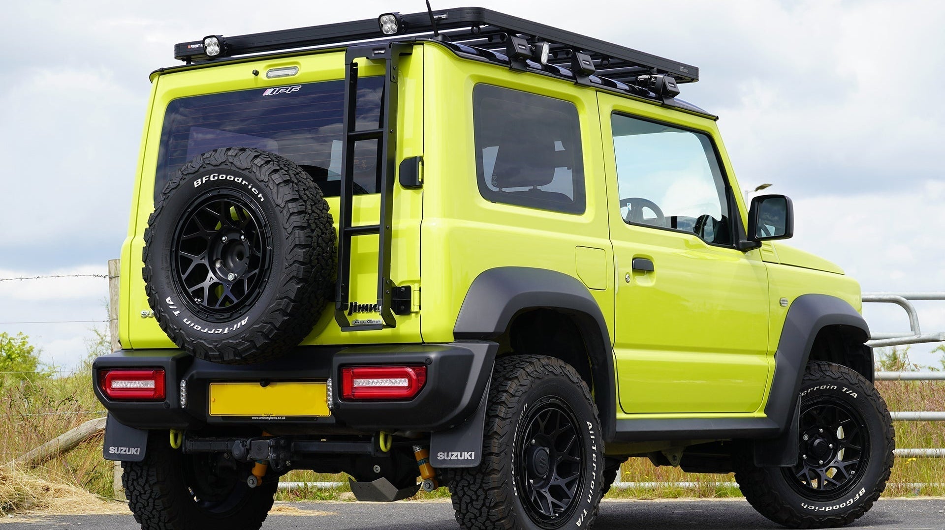 Suzuki Jimny accessories, Suzuki Jimny Wheels, Suzuki Jimny Roof Rack