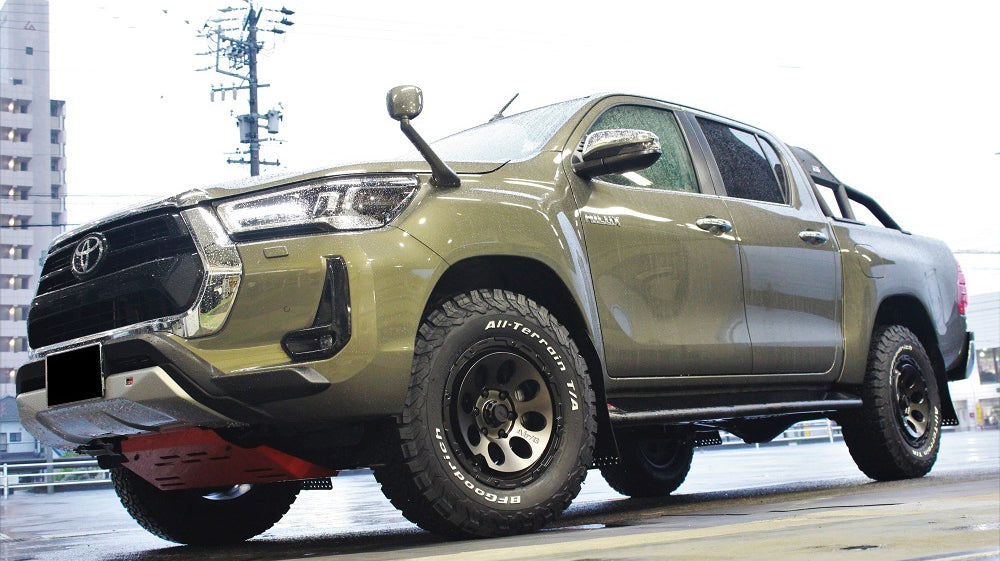 Toyota Hilux (2016+) with Air/G Massive wheels
