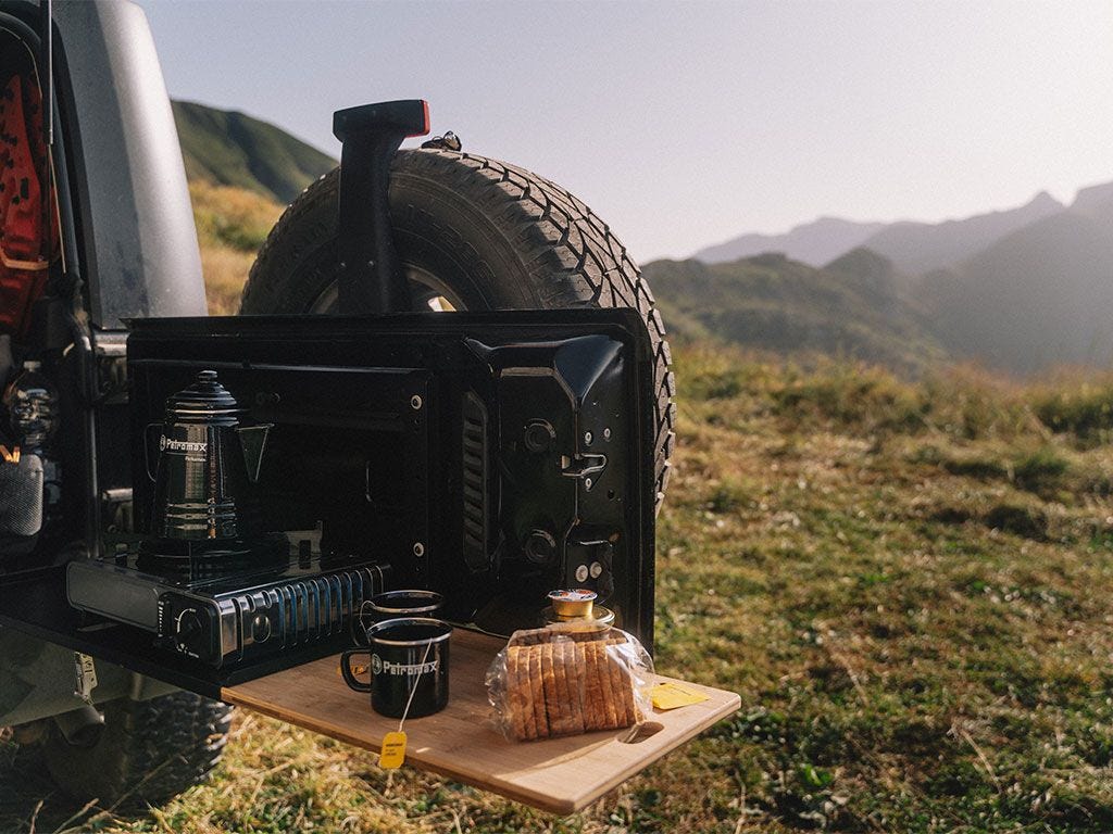 Front Runner Drop-Down Tailgate Table