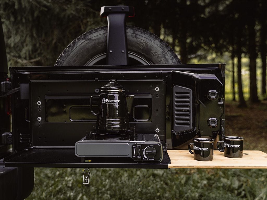 Front Runner Drop-Down Tailgate Table