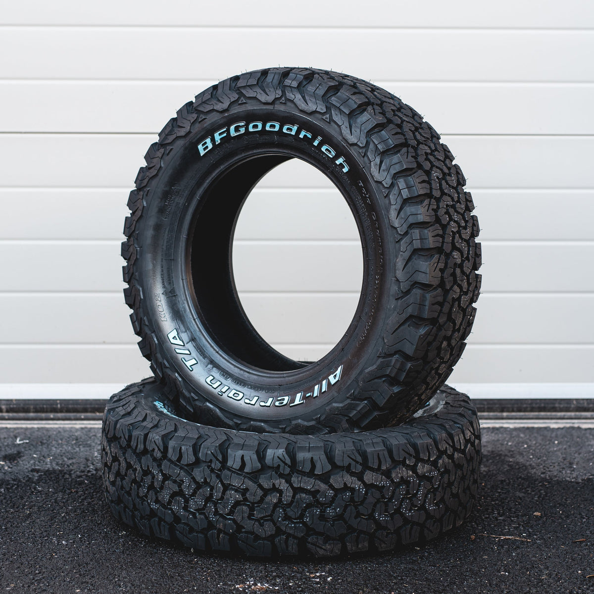 BFGoodrich LT225/70R16 ほど遠い XTREME-J