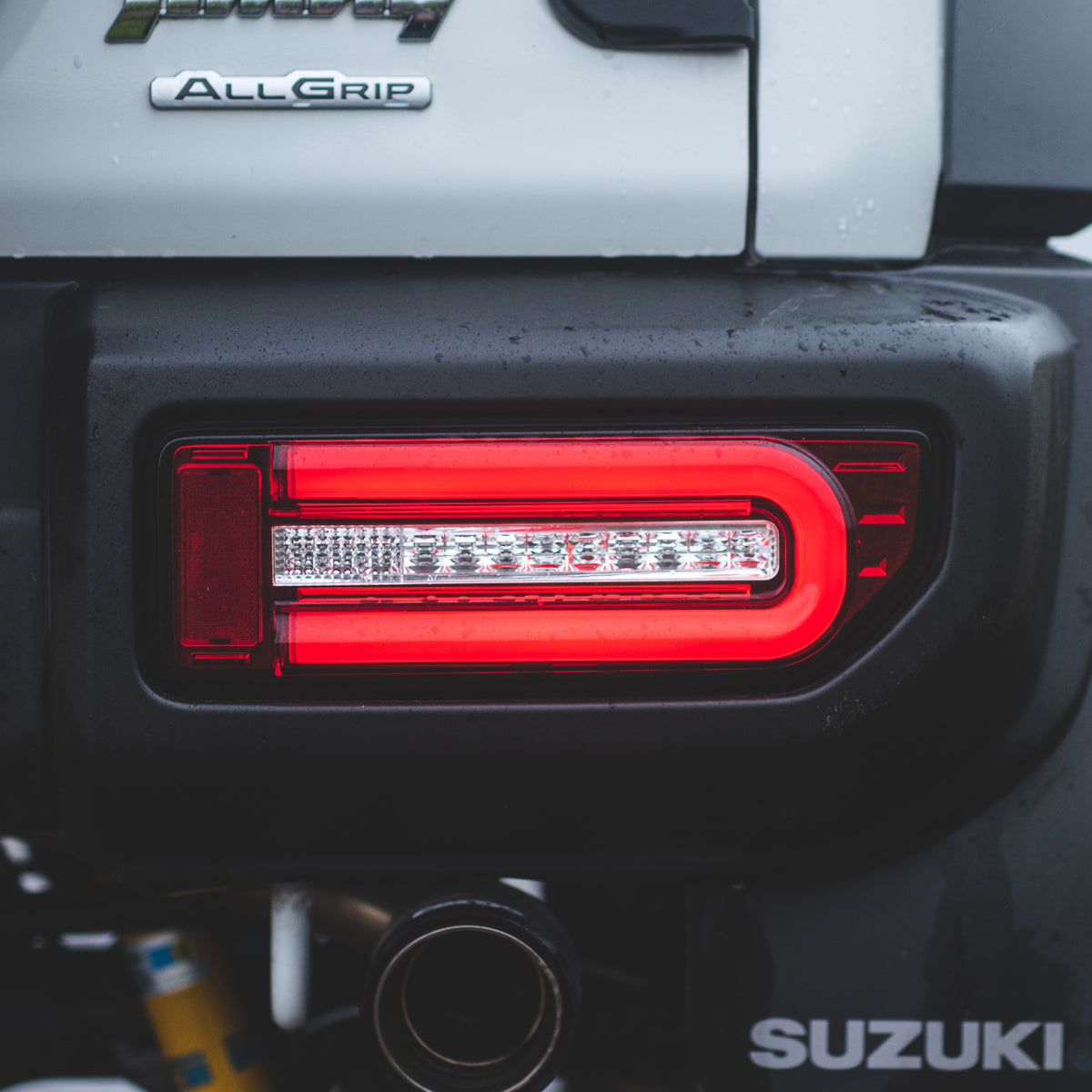 Maruti Suzuki Jimny LED Tail Light With Red Glass