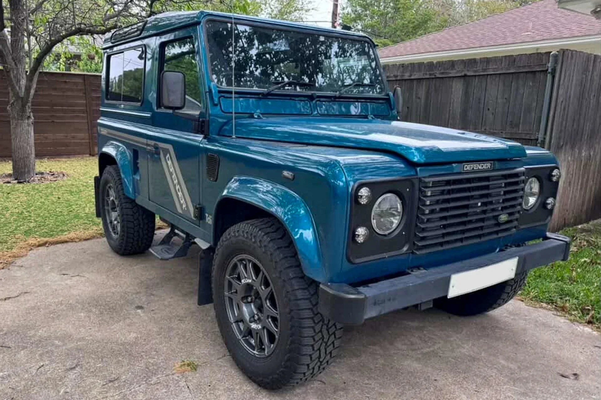 LAND ROVER DEFENDER (1983+)
