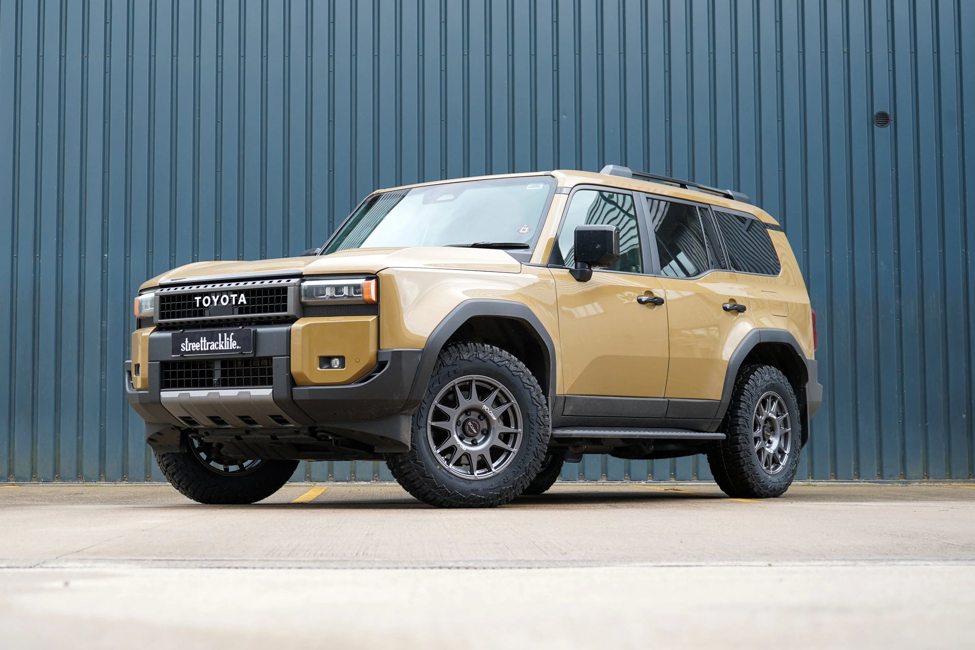 TOYOTA LAND CRUISER 250 (2024+) – STREET TRACK LIFE