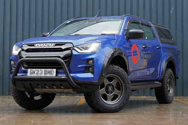 2023 Isuzu D-MAX with 18" BRADLEY V wheels and Falken Wildpeak R/T01 tyres