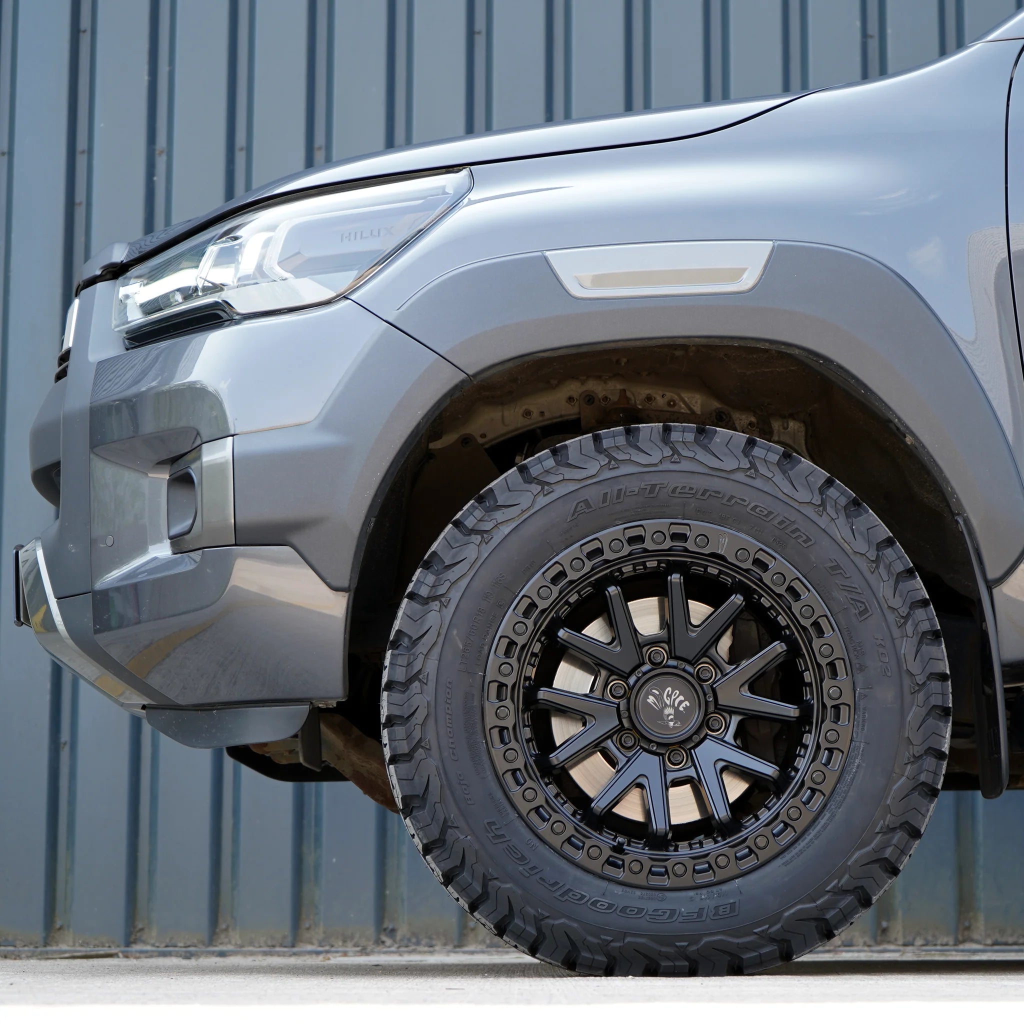 TOYOTA HILUX WHEELS STREET TRACK LIFE