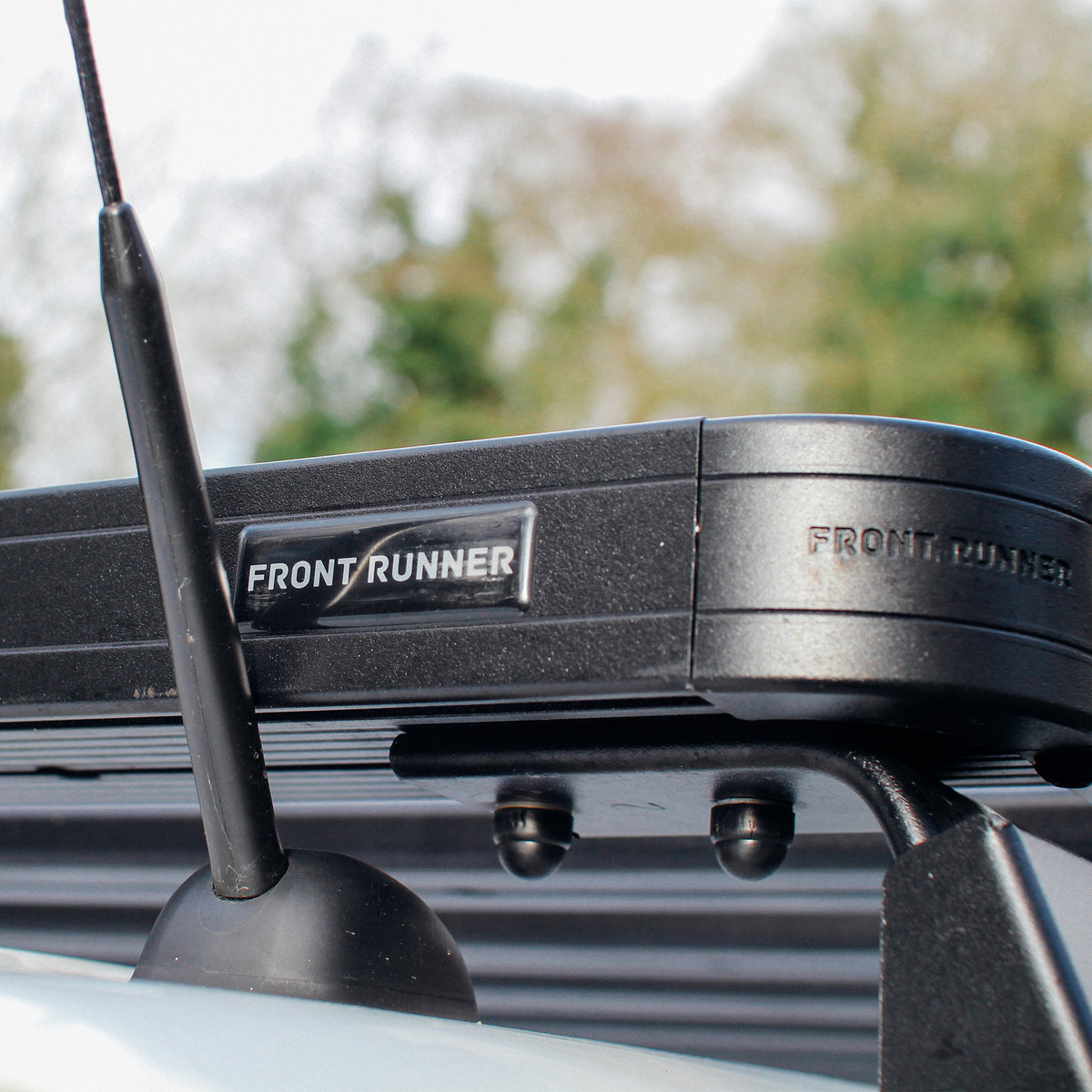 FRONT RUNNER ROOF RACKS – STREET TRACK LIFE