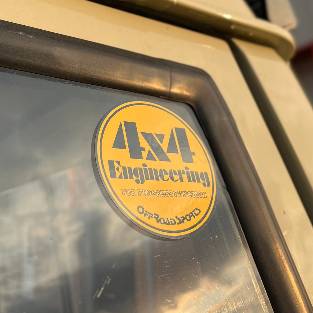 4x4 Engineering Service Circle Sticker