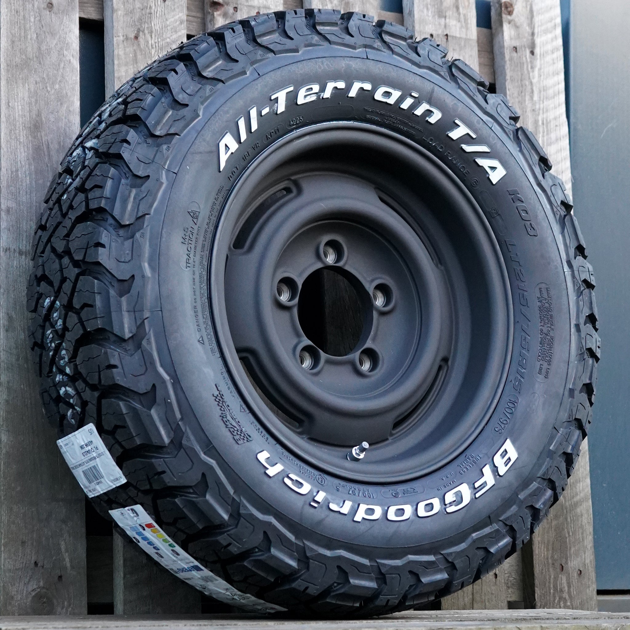 APIO WILDBOAR SR+ 15" Wheel & Tyre Package for Suzuki Jimny (2018+)