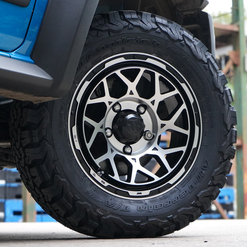 Concave spoke style 16 inch Magpie M-01 Wheels fitted with BF GOODRICH K02 215/70R16 tyres on a Suzuki Jimny (2018+) 16×6.0J-5 Street Track Life