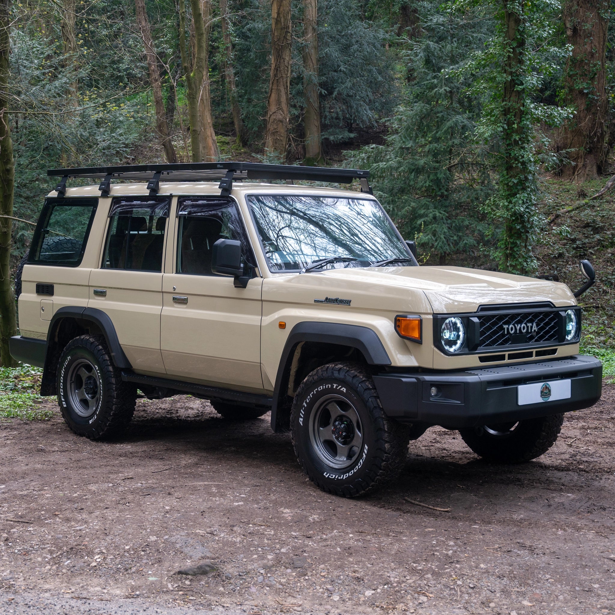 BRADLEY V 16" Wheel Package for Toyota Land Cruiser 76 (1999+) - Wide Body