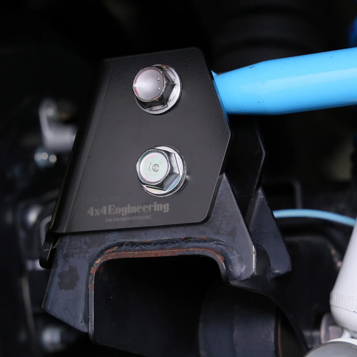 Em8179 Rear Rod 4x4 Engineering Service Rear Panhard Rod Relocation Bracket for Suzuki ...