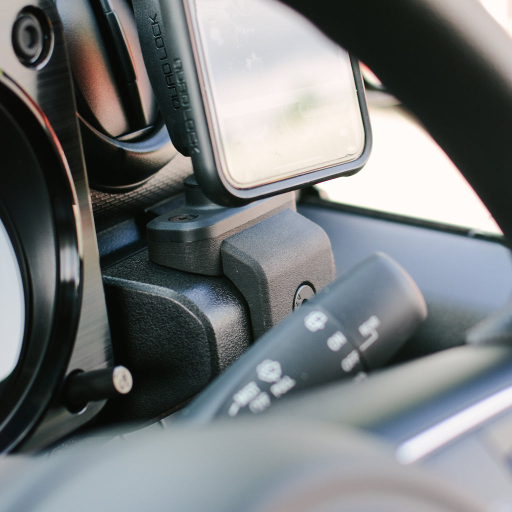 HIGH PEAK Quad Lock-Compatible Phone Mount Bracket - Driver Side for Suzuki Jimny (2018+)