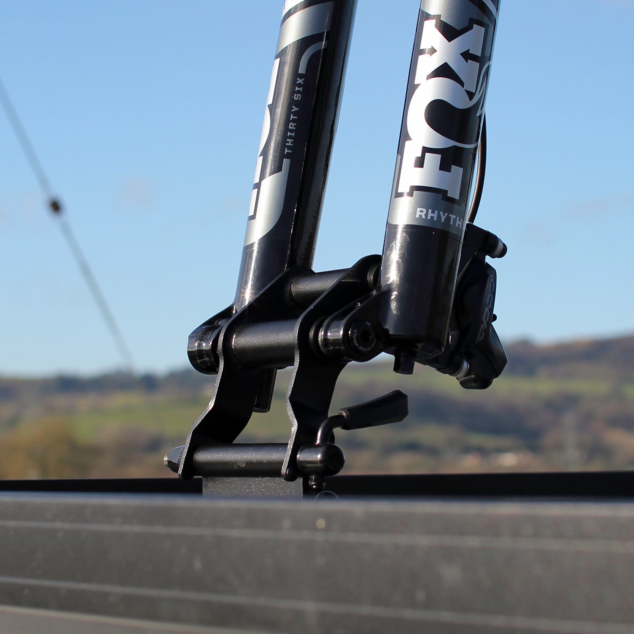 Thru Axle Long Haul Trucker Fork Front Runner Thru Axle Adapter